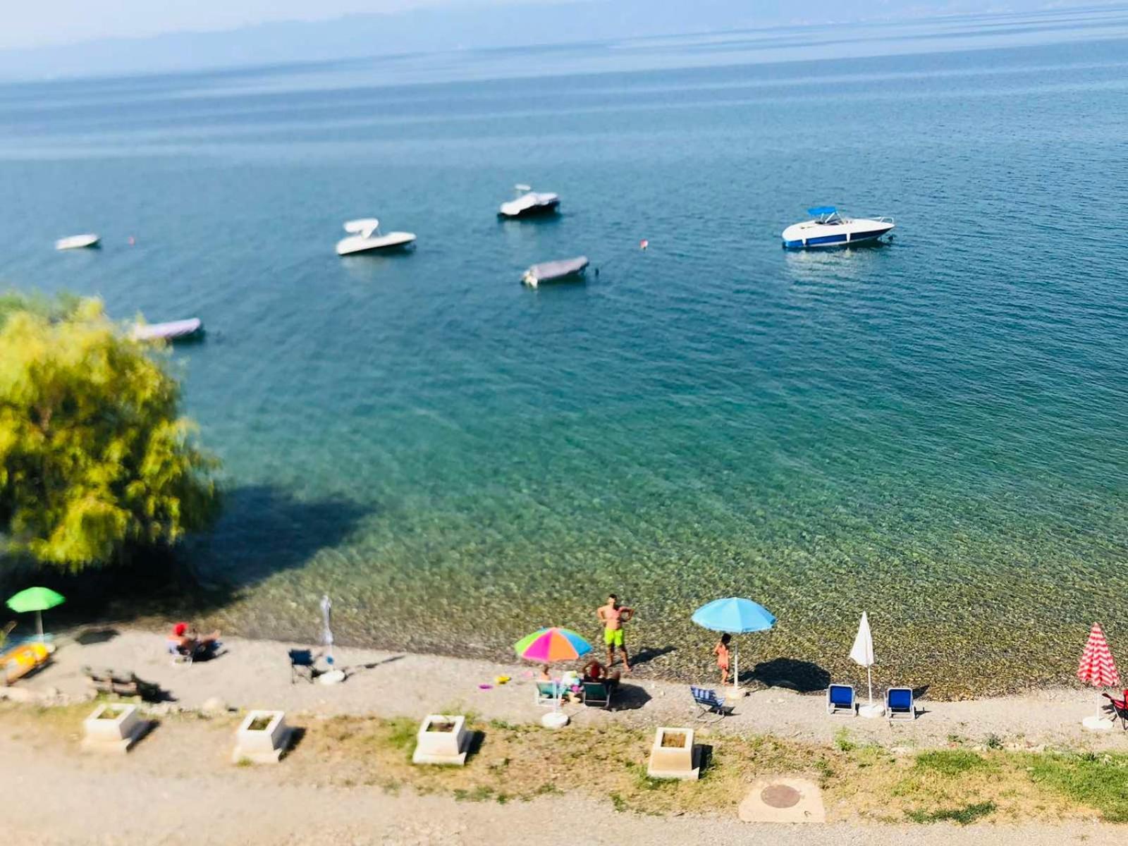 Sunrise Beach Peštani Exteriör bild